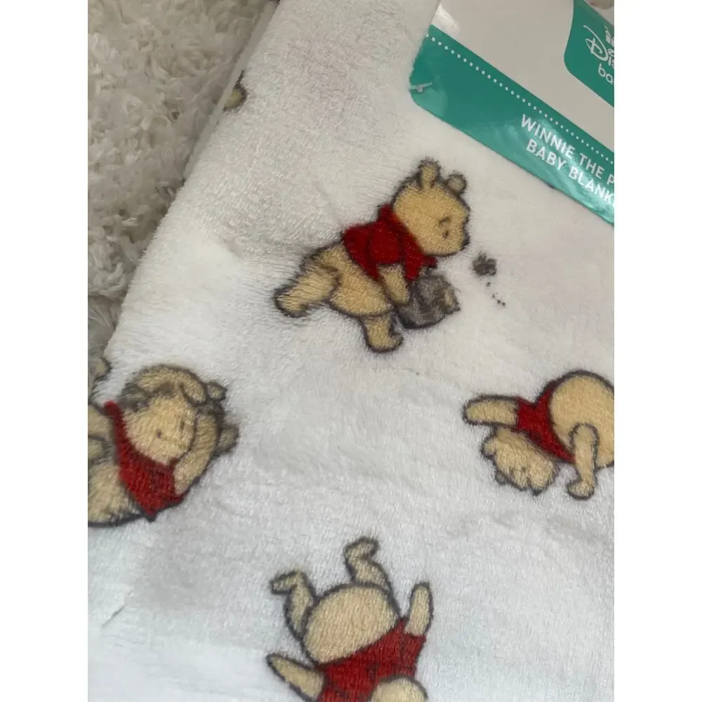Disney Baby Winnie the Pooh White Plush Blanket Soft Cozy Blanket 30 x 40 NEW